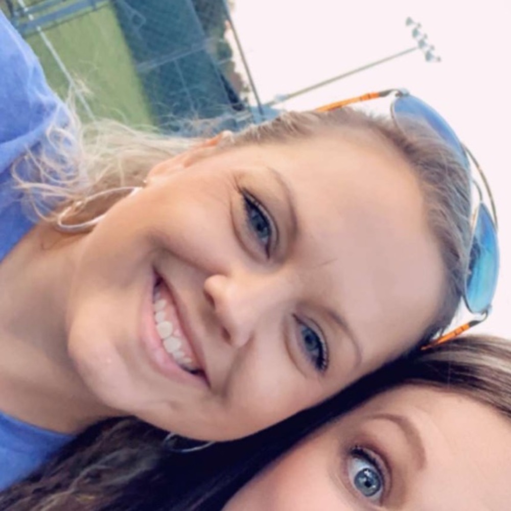 Meet your Posher, Mandy